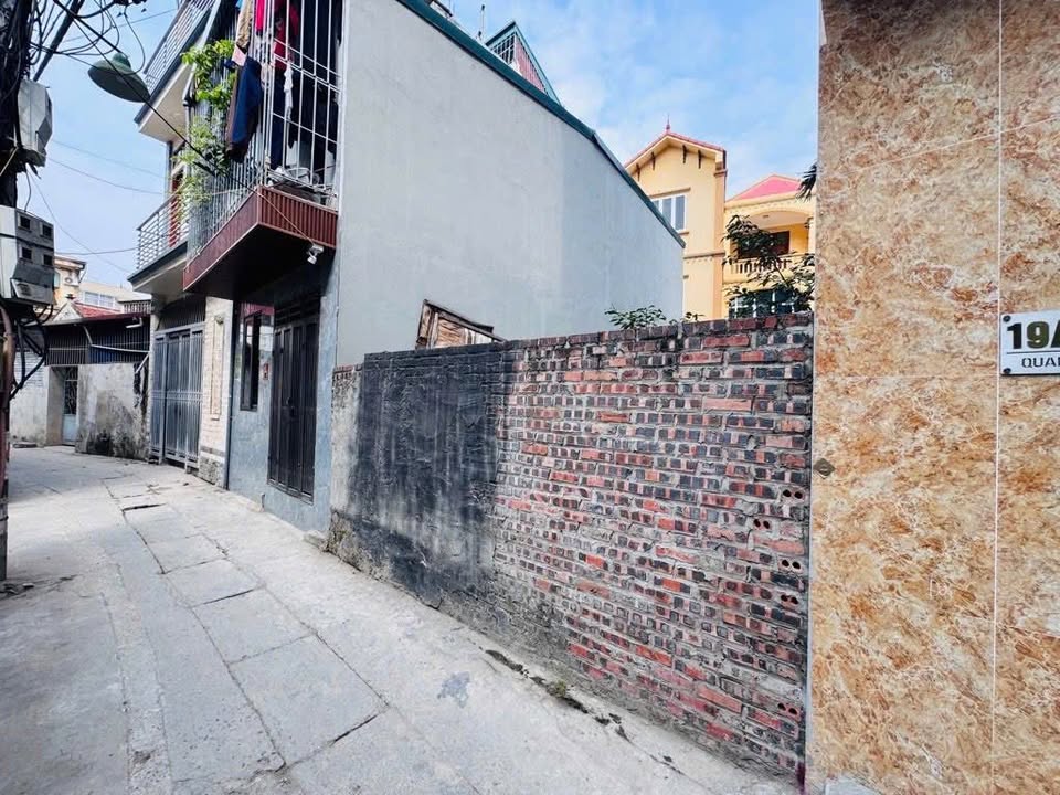 Đất mặt tiền 4m Quang Lãm, Hà Đông 40m² giá 6 tỷ - Vị trí đắc địa cho đầu tư!