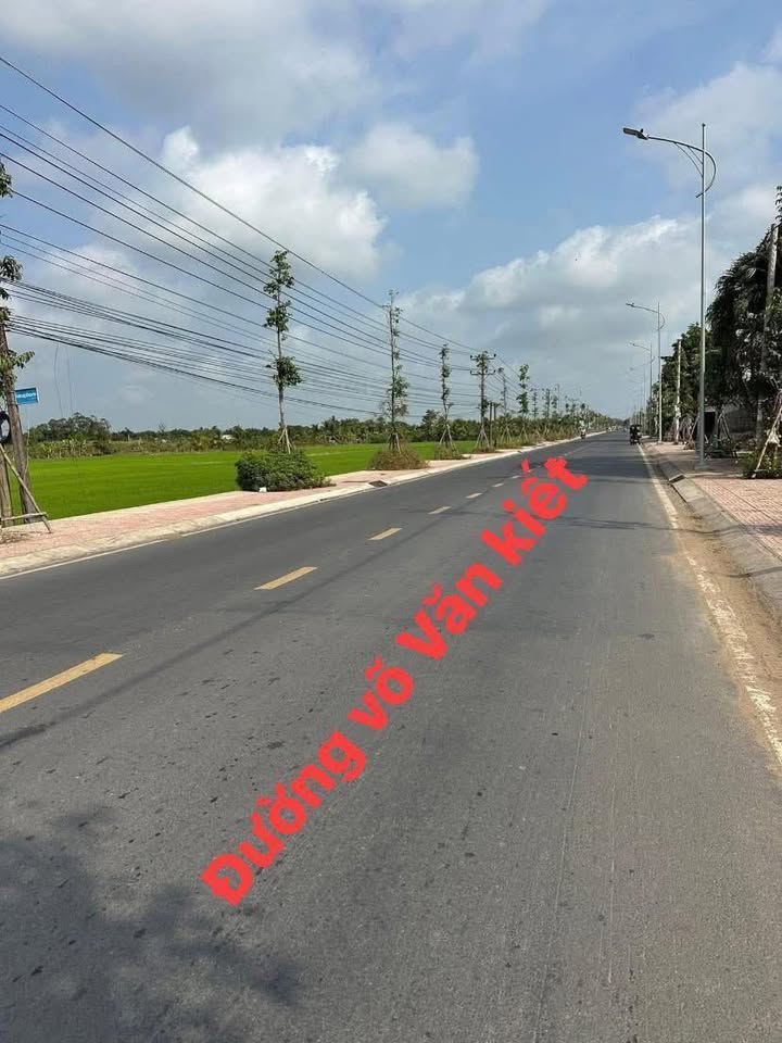 Đất mặt tiền đường Võ Văn Kiệt, Phường Tân Long, 2010m² giá 8 tỷ - Cơ hội đầu tư hấp dẫn!