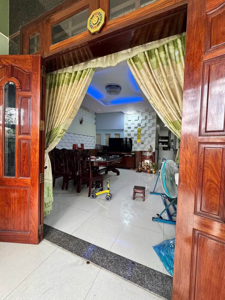 Nhà mặt tiền Nguyễn Tri Phương, Thuận An, 346m² giá thỏa thuận - Sẵn sàng vào ở!