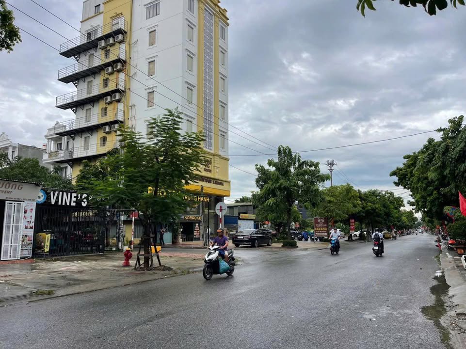 Nhà 3 Tầng Lô Góc Đường Trung Lực, 140m² giá 12 tỷ - Mặt tiền đẹp, kinh doanh thuận lợi!