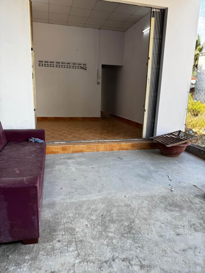 Nhà cấp 4 Vĩnh Ngọc 93m² giá 1.7 tỷ - Đường bê tông rộng rãi