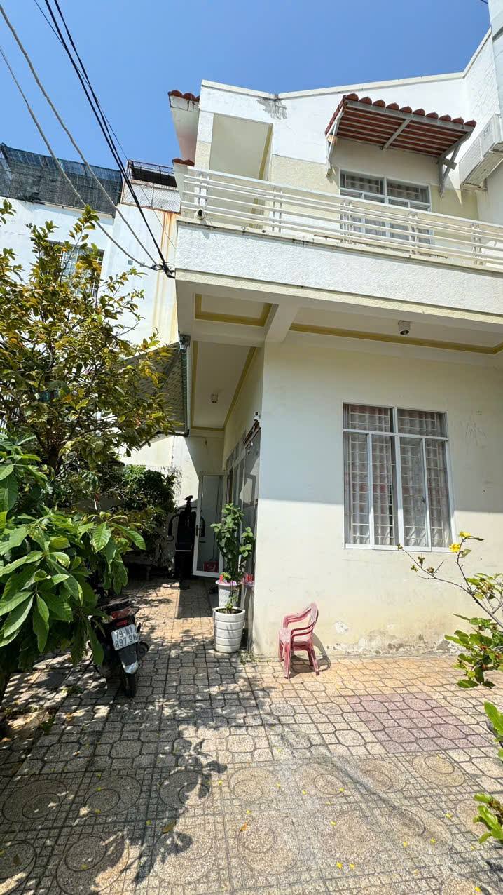 Bán đất Vạn Kiếp Nha Trang 243,8m² giá chỉ 13 tỷ - Sở hữu 3 nhà trong 1 lô đất!