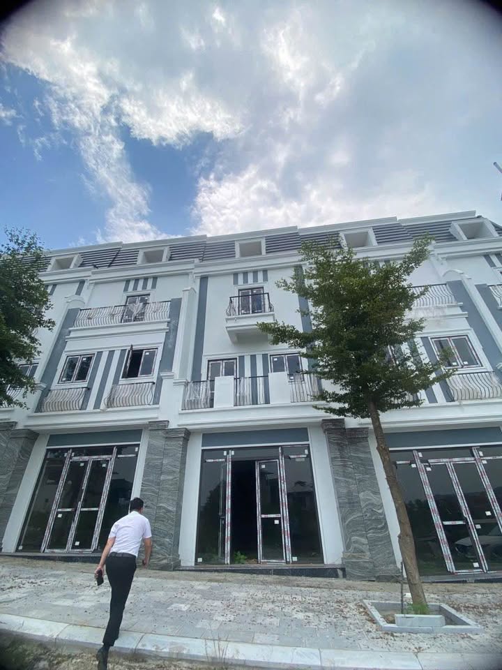 Townhouse The Terrace Lào Cai 85m² giá 3.22 tỷ - Phong thủy đẹp, giao dịch nhanh!