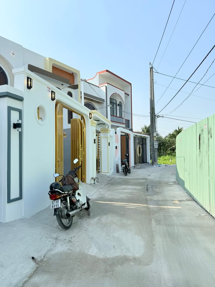 Nhà lầu Cần Giuộc, Long An 84m² giá 1.95 tỷ - Full nội thất ngay!