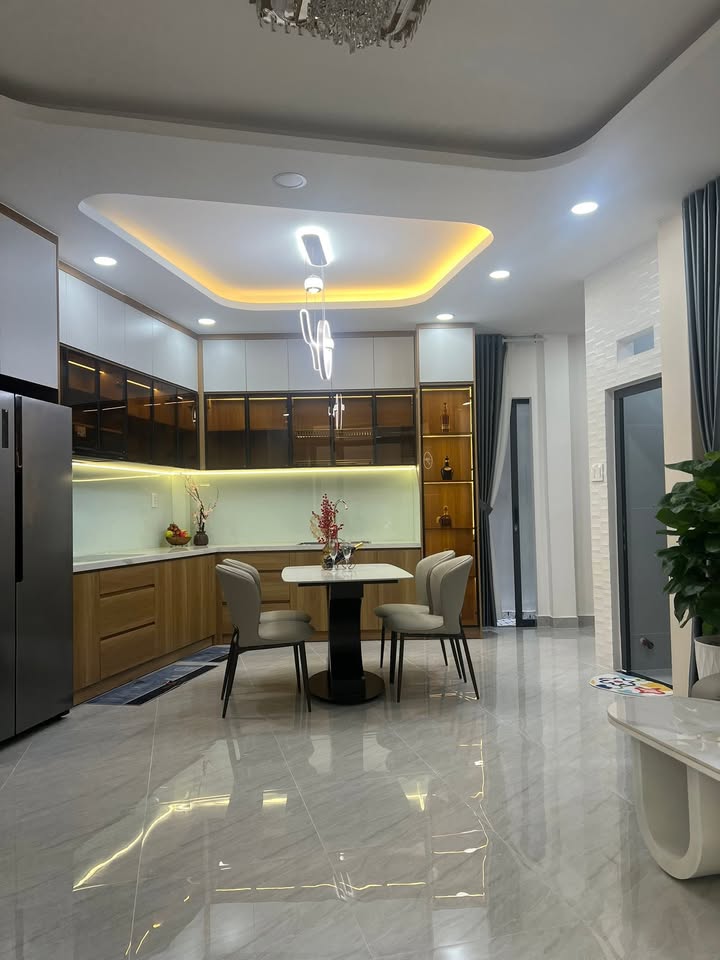 Nhà phố Đinh Công Tráng, Quận 1, 45m² giá 8 tỷ - Ngôi nhà mơ ước giữa lòng thành phố!