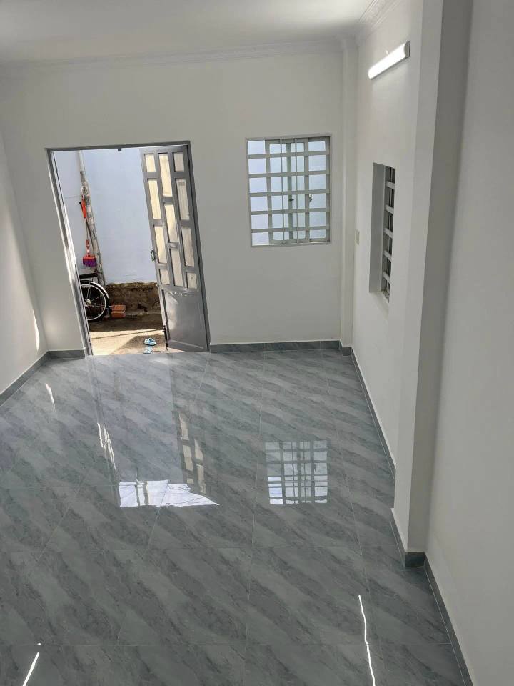 Nhà 1 trệt 1 lầu tại Trương Công Định, Vũng Tàu 28m² giá 2.32 tỷ - Sổ hồng riêng, thương lượng giá tốt!