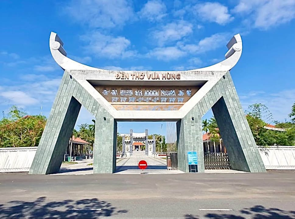 Đất nền KDC Ngân Thuận, Bình Thủy, 102m² - Sổ đỏ chính chủ, giá chỉ 2.1 tỷ!