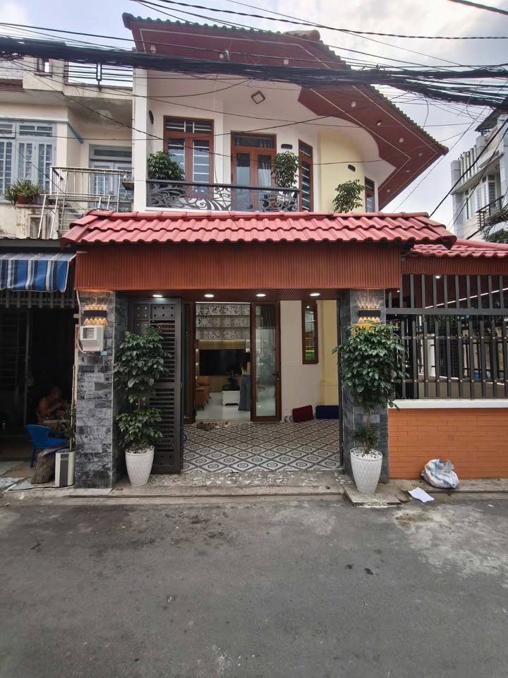 Biệt thự 2 tầng đường Lê Văn Khương, Quận 12, 100m² giá 6.36 tỷ - Sổ hồng chính chủ!