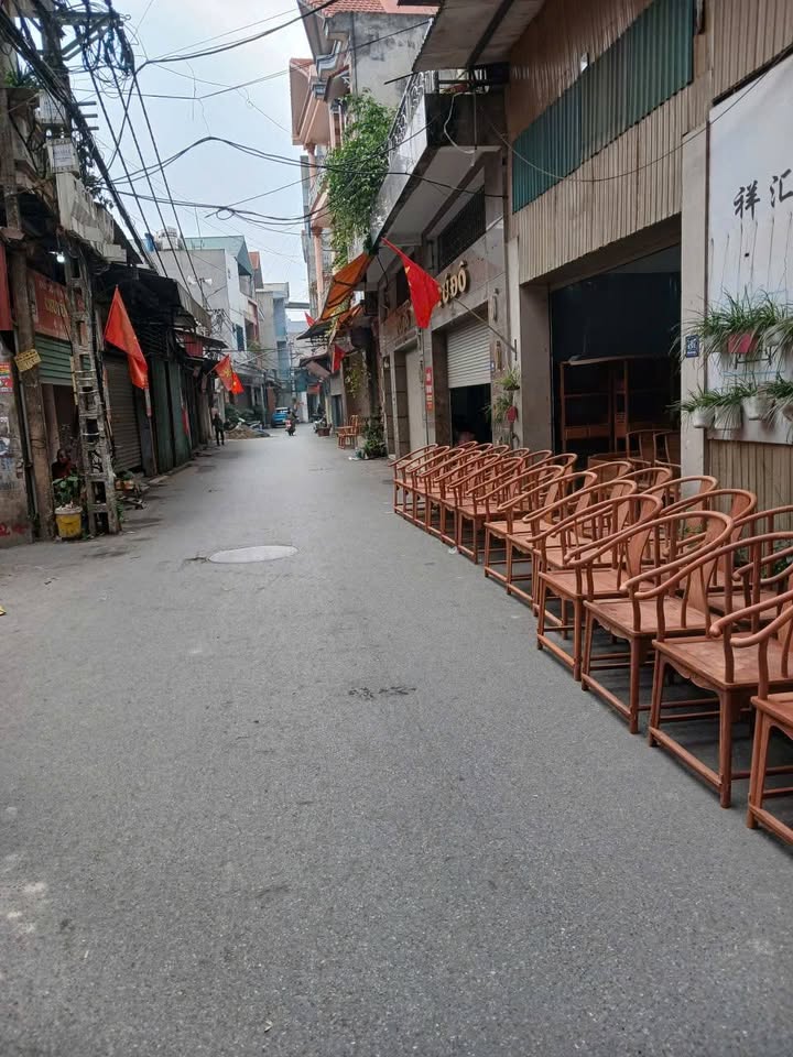 Bán nhà mặt đường Phù Khê Thượng - Diện tích 120m² - Vị trí đẹp, kinh doanh thuận lợi!