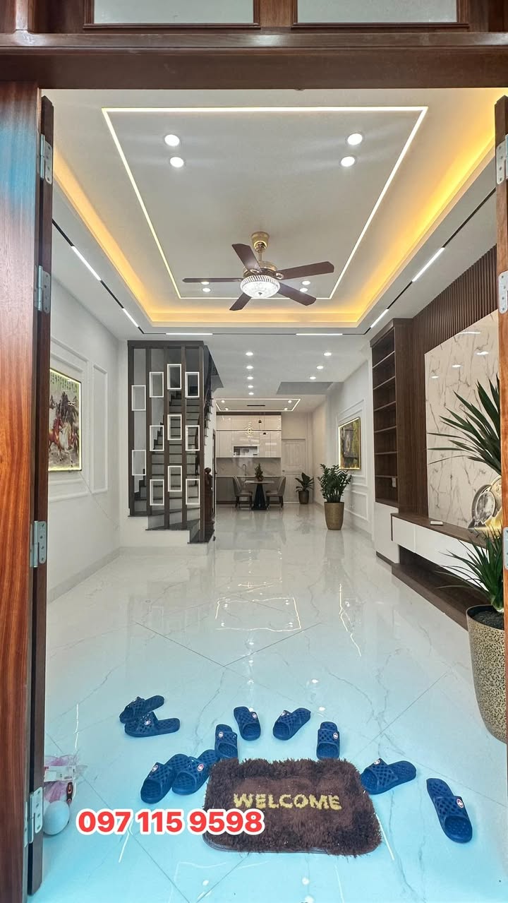 Nhà 4 tầng Vĩnh Quỳnh - 75m² giá 7 tỷ - Thiết kế hiện đại, sẵn sàng vào ở!