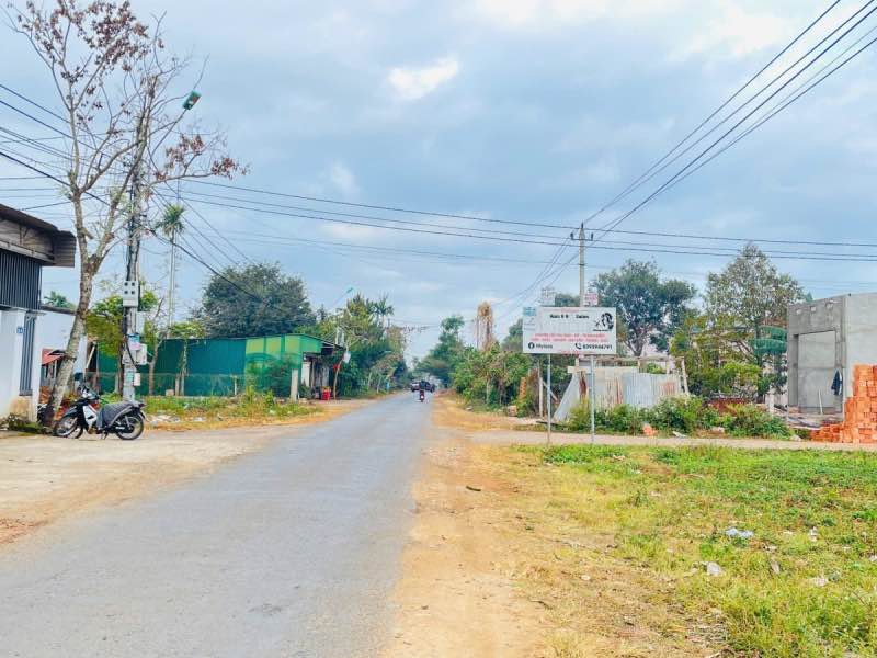 Đất mặt tiền Nguyễn Xuân Nguyên, Tân An, 140m² giá 3.05 tỷ - Đầu tư sinh lời!