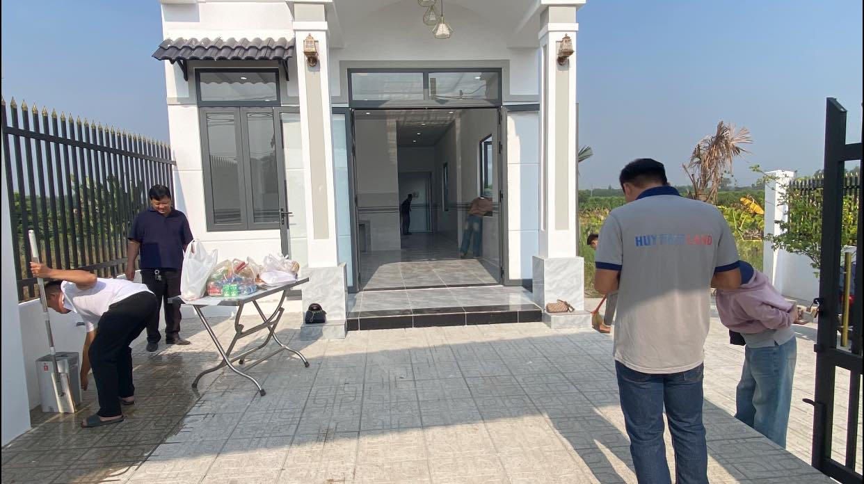 Nhà mái thái 479m² Huyện Trảng Bom giá 2.35 tỷ - Sổ hồng chính chủ!