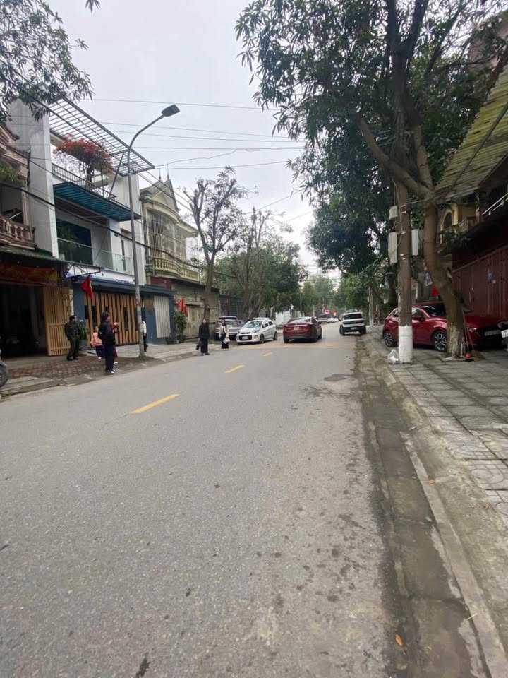 Nhà mặt đường Trần Thủ Độ, Thành Phố Vinh 103m² - Kinh doanh đa ngành, giá tốt!