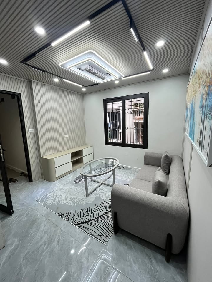 Căn hộ Kim Giang, 32m² giá 4 tỷ - Sổ đỏ riêng, ở ngay!