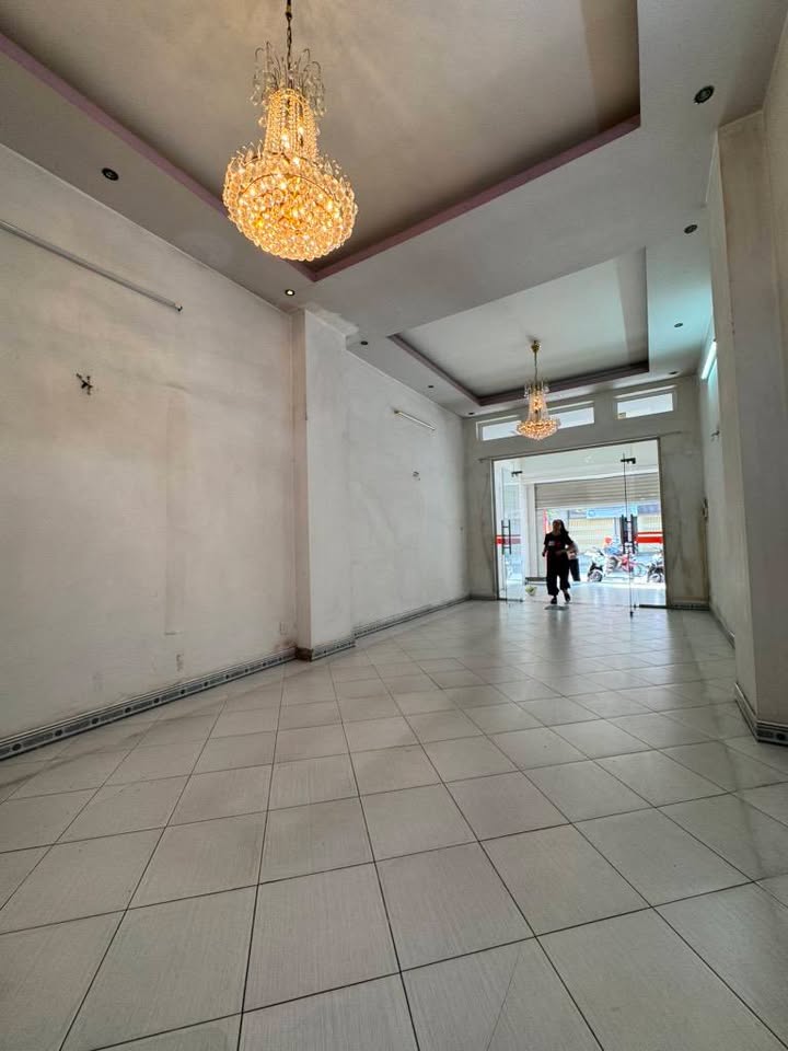 Mặt tiền kinh doanh Lê Quang Định Q Bình Thạnh 100m² giá 22.5 tỷ - Đầu tư sinh lời ngay!