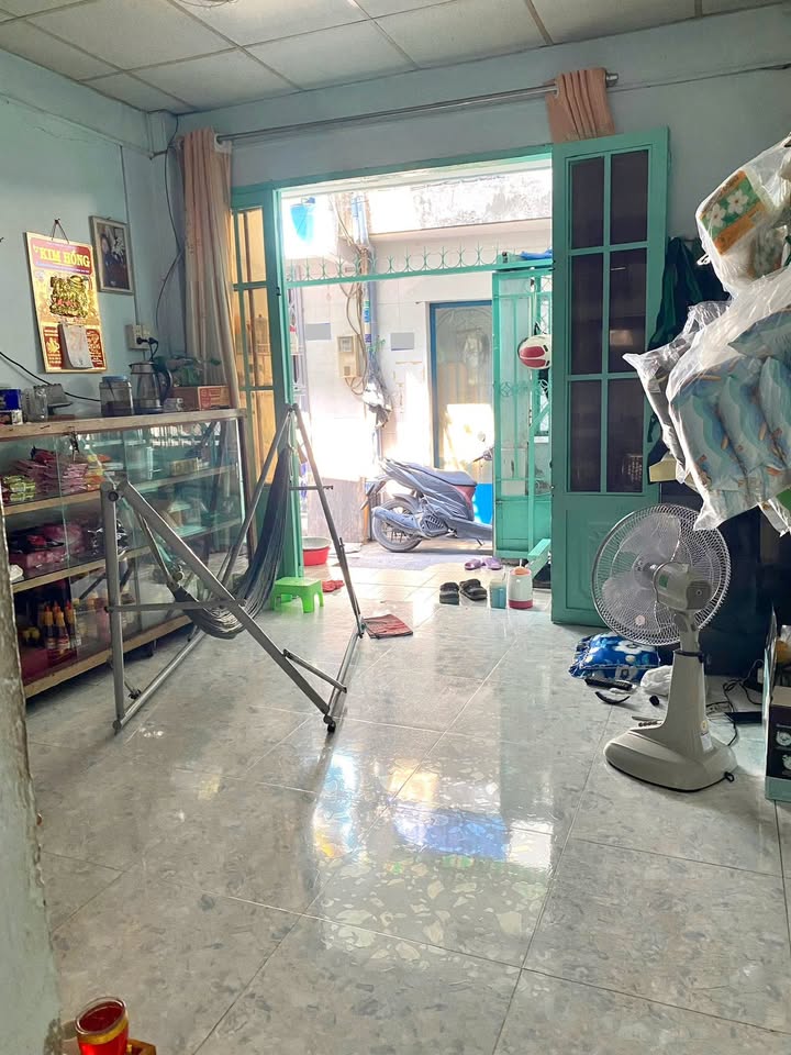 Nhà 2 Tầng Chính Chủ Quận 7 35m² giá 4.1 tỷ - Pháp lý rõ ràng, sẵn sàng vào ở!