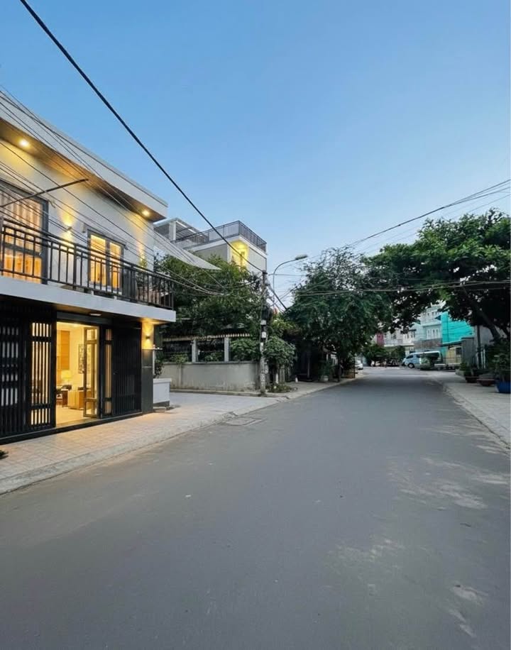 Nhà riêng Phường Xóm Củi Quận 8 60m² giá 5 tỷ - Căn góc thoáng mát!