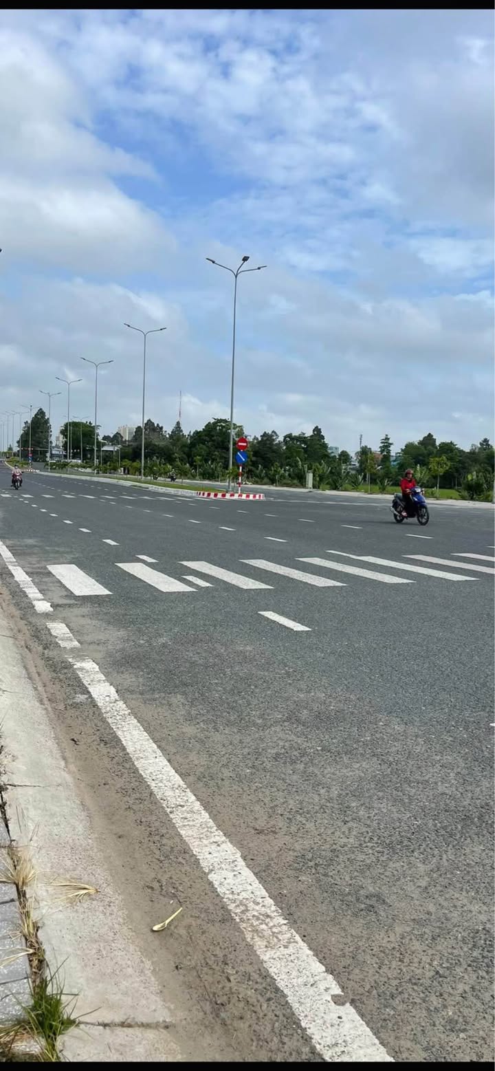 Đất nền bán tại khu vực Bến xe Long Xuyên, An Giang 71m² giá 1.3 tỷ - Sổ hồng chính chủ!