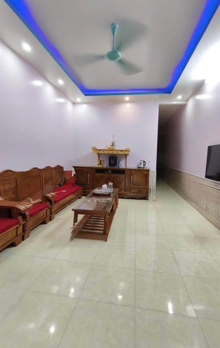 Nhà cấp 4 Đường Sơn Hà, TP Hà Giang 80m² giá 1 tỷ - Vào ở ngay, đầy đủ tiện ích!