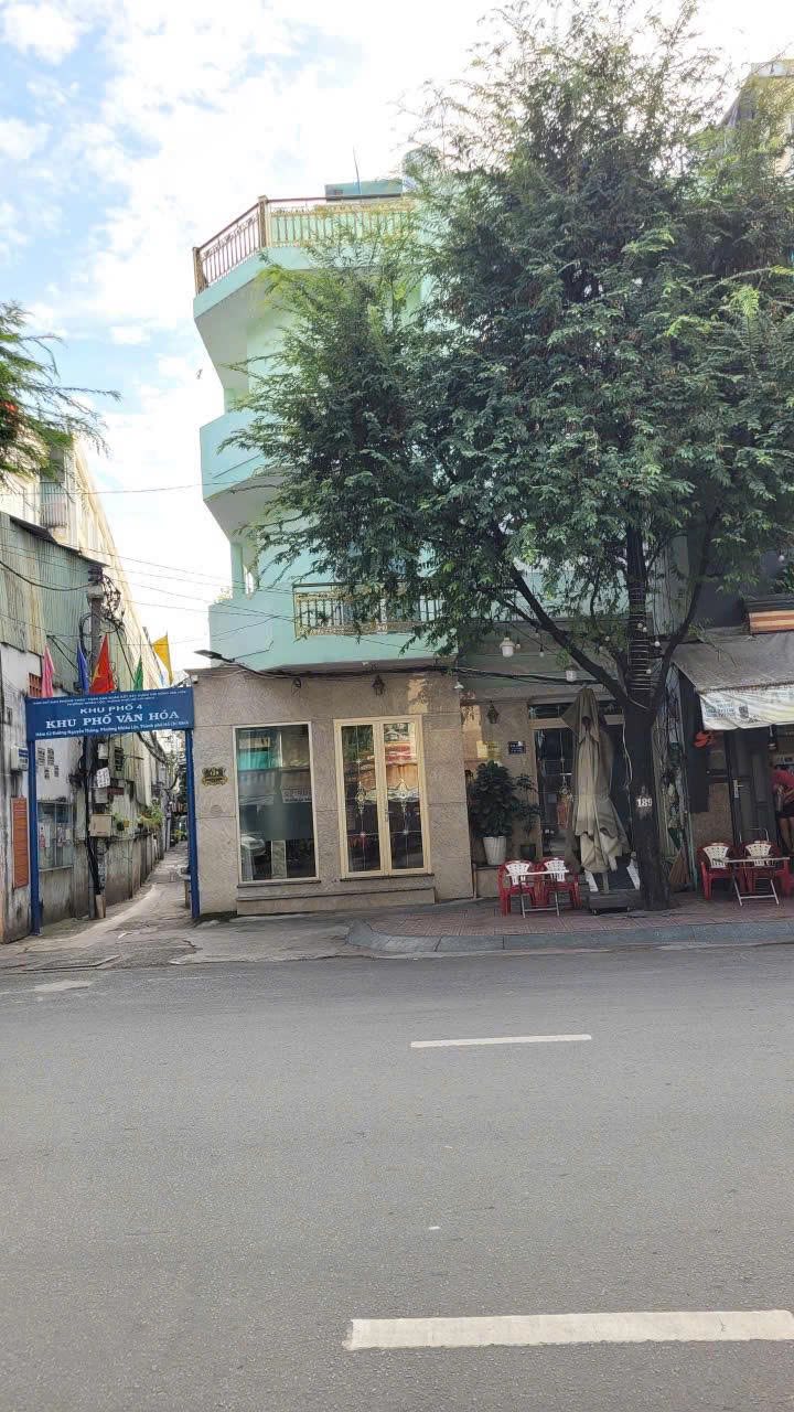 Căn góc 2 mặt tiền Bà Huyện Thanh Quan Quận 3, 150m² giá 75 tỷ - Cơ hội đầu tư hiếm có!