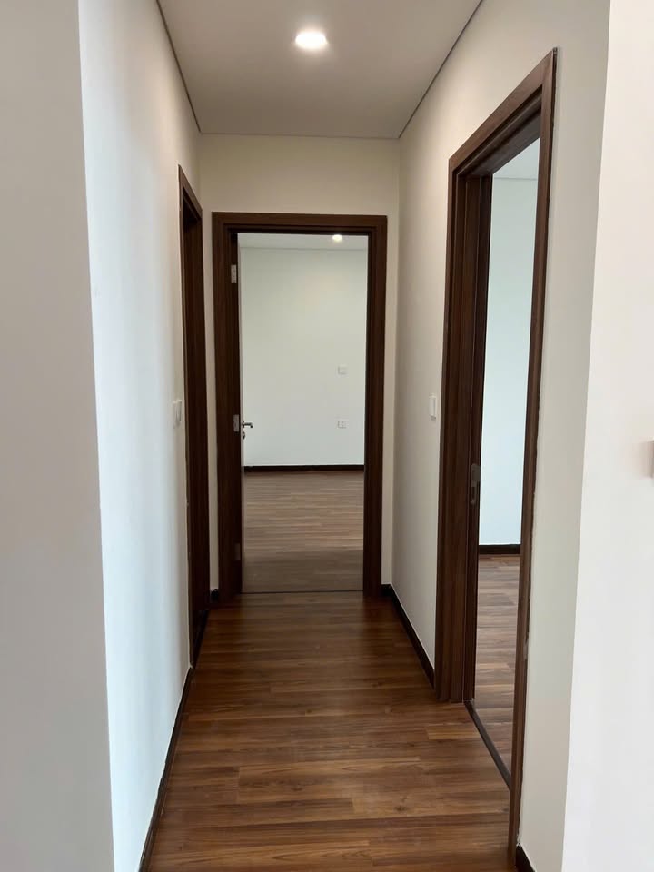 Căn hộ Mipec 360 Xuân Thủy, Cầu Giấy 85m² giá 10 tỷ - Sổ đỏ chính chủ, thương lượng