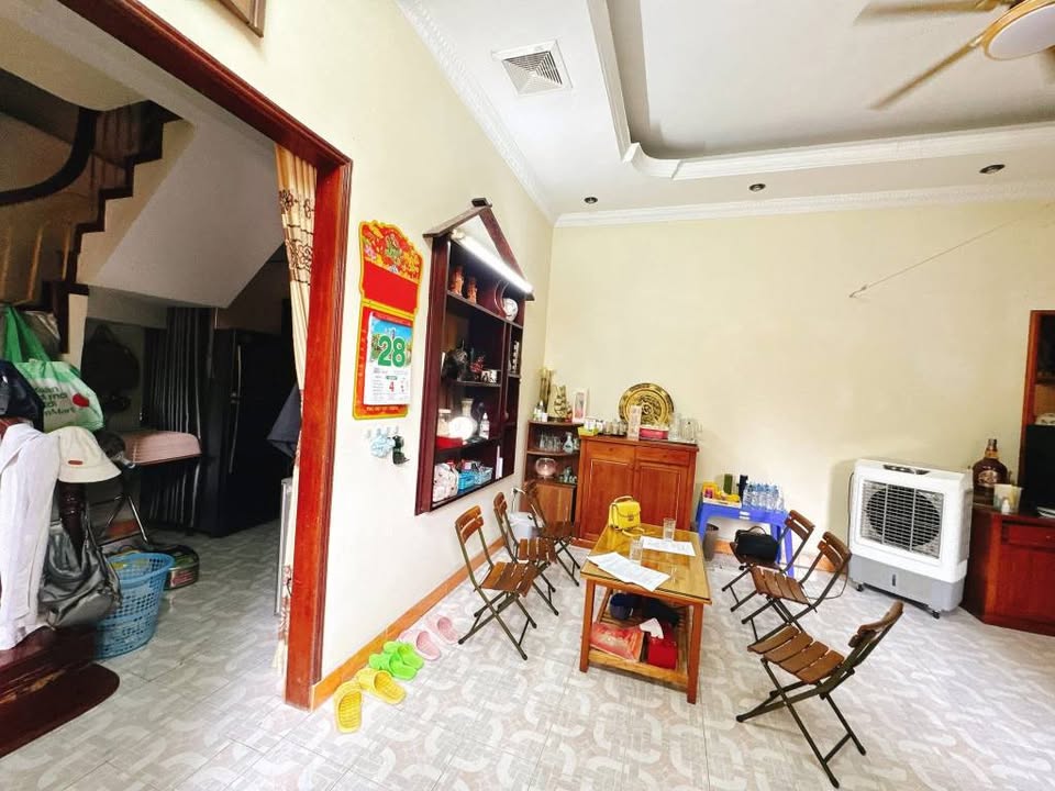 Nhà phố Quan Nhân 75m² giá 14.8 tỷ - Lô góc 3 mặt thoáng, ô tô vào tận nơi!