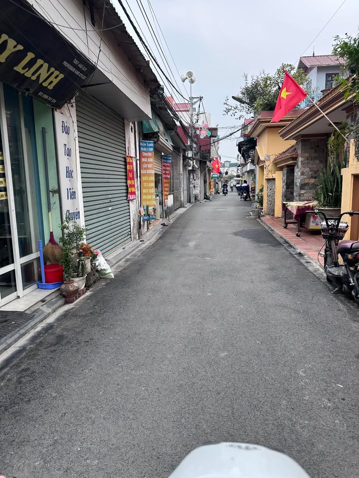 FrontHouse Kim Chung 115m² giá 11 tỷ - Đường lớn hiếm nhà bán!