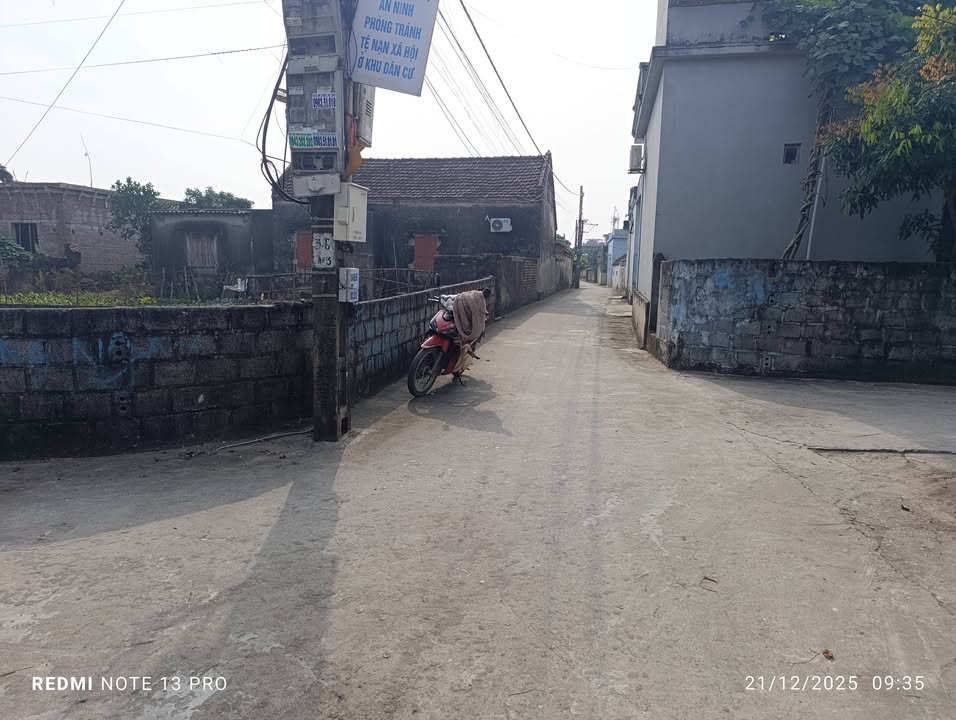 Đất thổ cư Nam Định 225m² giá chỉ 900 triệu - Lô góc 2 mặt tiền!