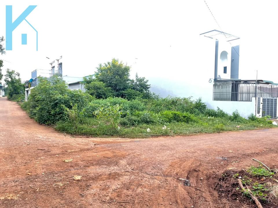 Đất thổ cư thôn 6, Đường B3, 220m² giá chỉ 2.85 tỷ - Vị trí đẹp, tiềm năng cao!