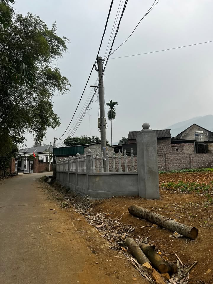 Đất nền 720m² mặt tiền 22m tại Ba Trại, Ba Vì - Giá chỉ 3 tỷ!