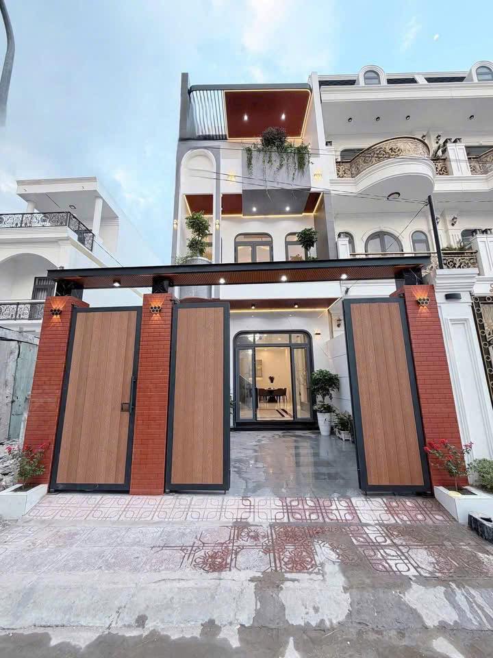 Nhà mặt tiền Rạch Bạch Nha - Phường 5, 88m² giá 4.8 tỷ - Sẵn sàng ở ngay!