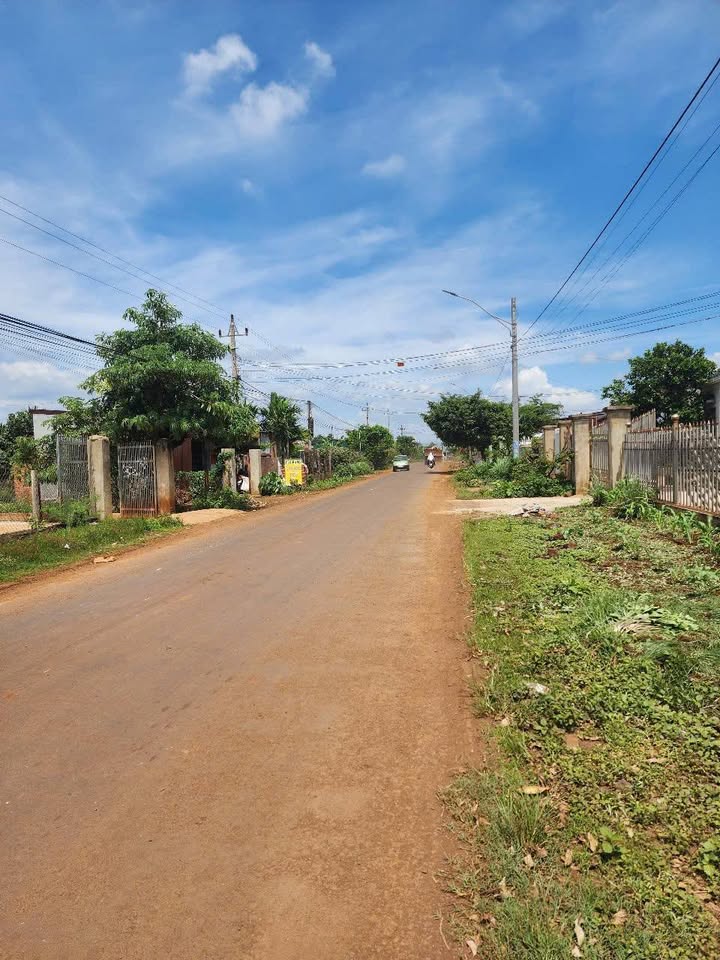 Đất nền 720m² Thôn 4, Thị trấn Ea Pốk, chỉ 1.95 tỷ - Cơ hội đầu tư sinh lời!