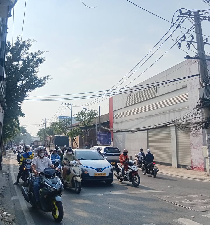 FrontHouse Nguyễn Bình Quận 7 136m² giá 5 tỷ - Vị trí kinh doanh đắc địa!