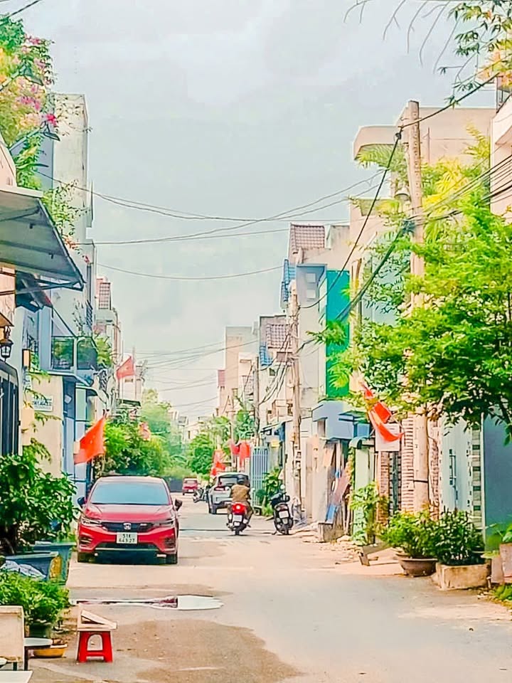 Đất Long Trường, Thủ Đức 51m² giá 3.28 tỷ - Đường ô tô tránh nhau!