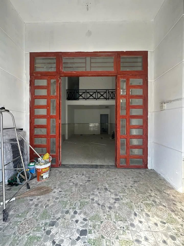 Nhà mặt tiền ấp 2, Hóc Môn 60m² giá 4.55 tỷ - Đầu tư sinh lời ngay!