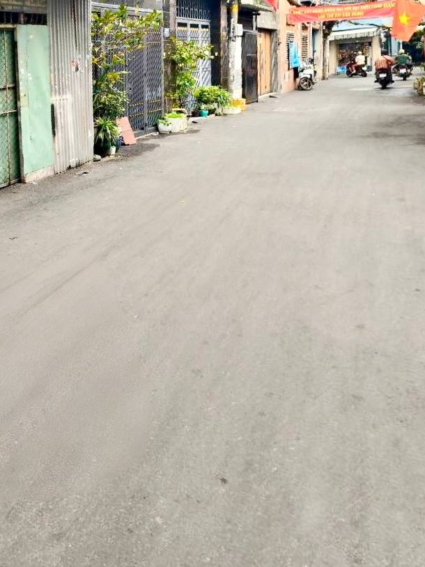 Nhà 5 tầng đường Sơn Kỳ, Quận Tân Phú, 40m² chỉ 6 tỷ - Vị trí đẹp gần AEON