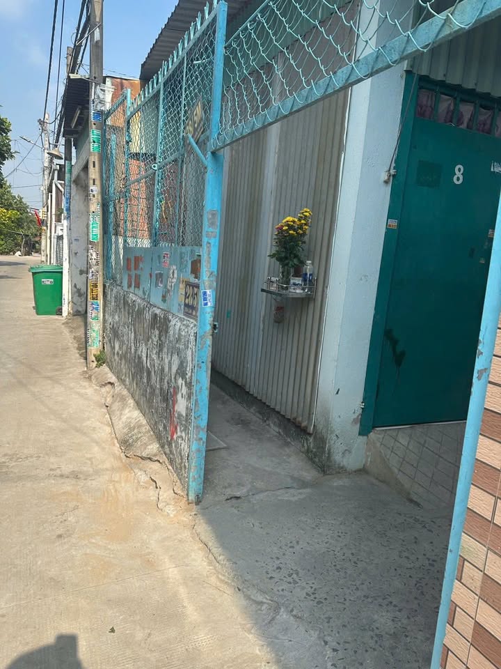 Dãy nhà trọ Bà Điểm Hóc Môn 140m² giá 5.8 tỷ - Đầu tư sinh lời ổn định!