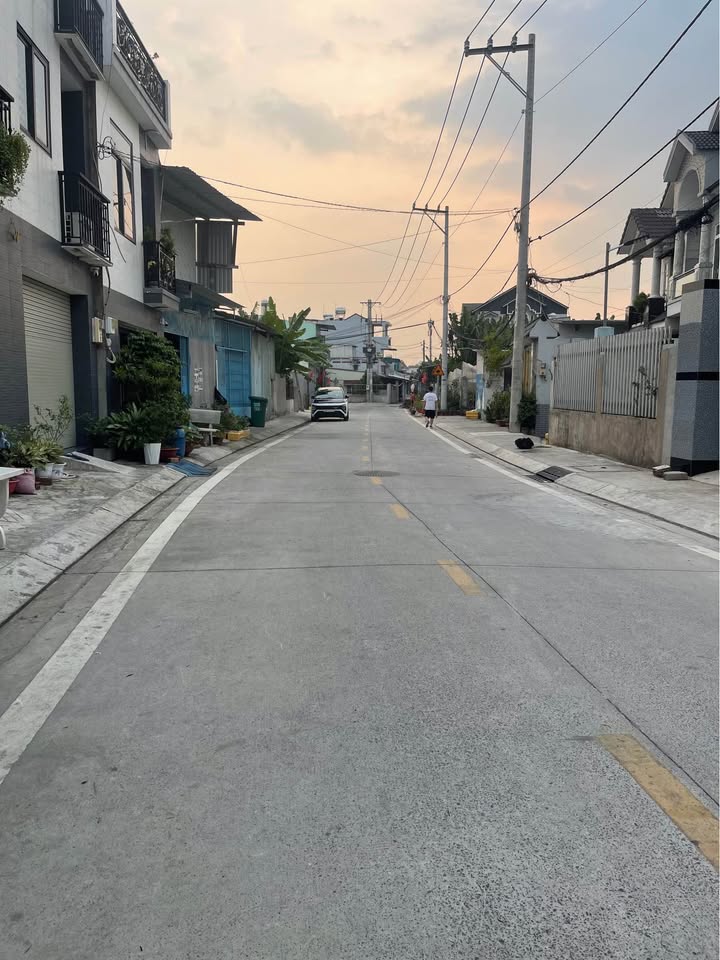 Bán nhà mặt tiền Ấp Tây Lân, Bà Điểm, Hóc Môn 40m² giá 2.2 tỷ - Vị trí đắc địa, tiện kinh doanh!