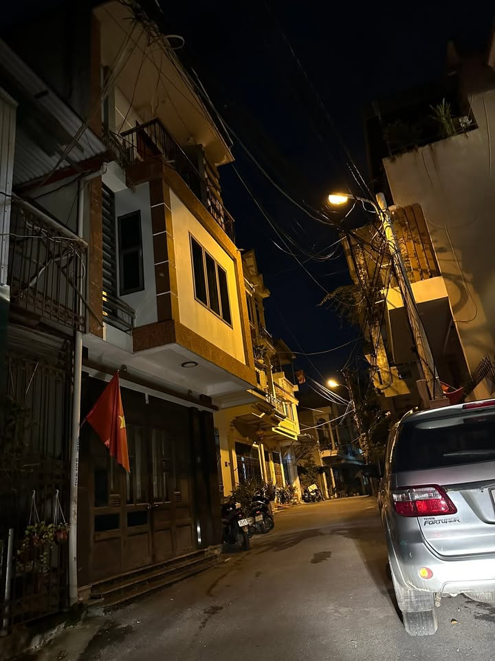 Nhà 3 tầng Khu 1B, Phường Nông Trang, 72m² giá 5 tỷ - Vị trí đắc địa, kinh doanh sầm uất!