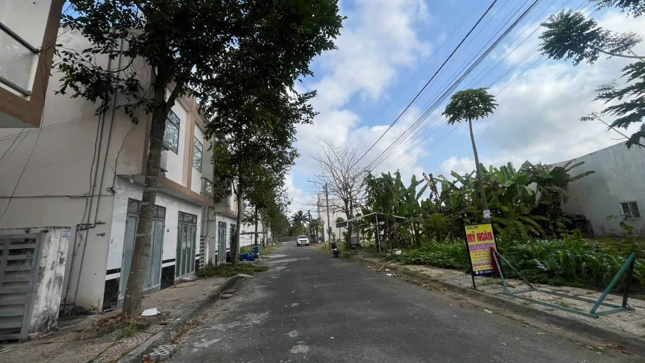 Nhà 2 tầng Khu dân cư Minh Trí, Cái Tắc 80m² giá 1.5 tỷ - Đối diện công viên