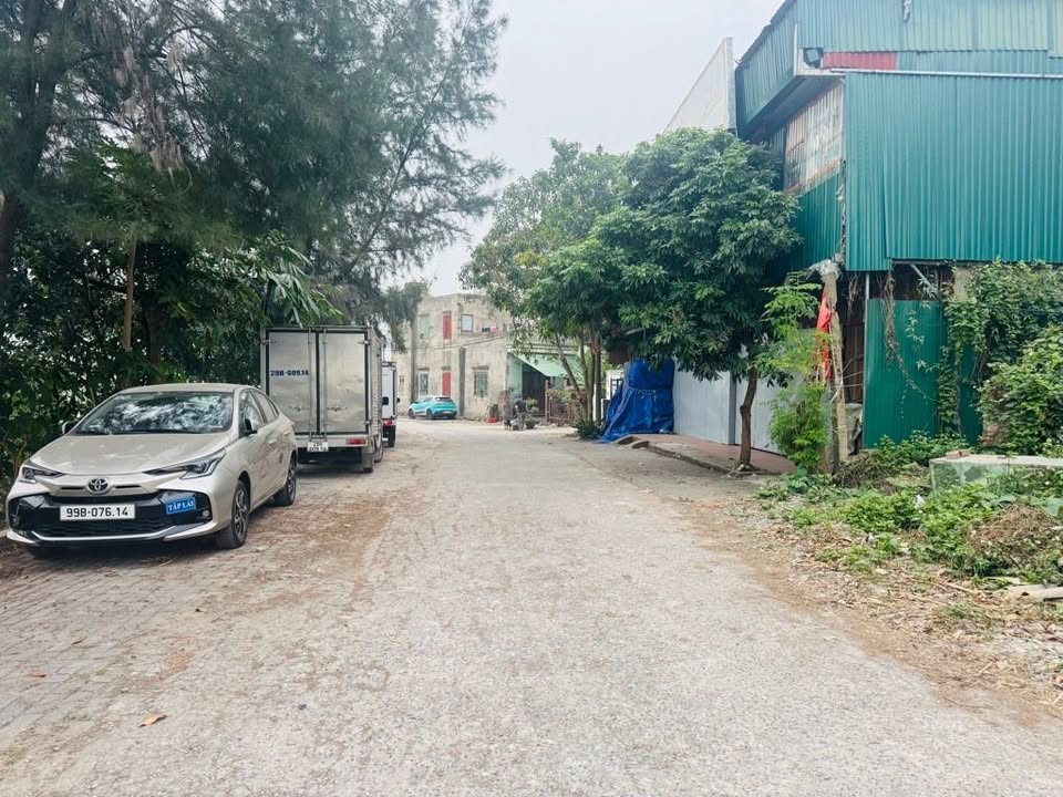 Đất Thạch Bàn 68m² giá 11.5 tỷ - Vị trí đẹp, ô tô tránh nhau!