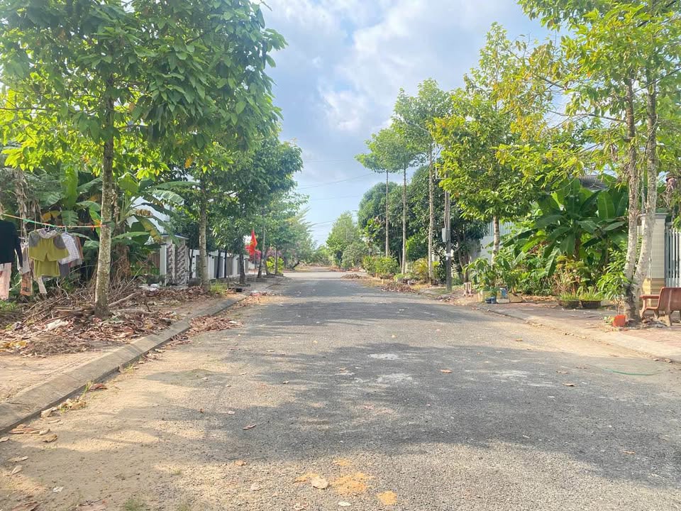 Đất nền KDC Tân Xuyên Cà Mau 121m² giá chỉ 920 triệu - Đầu tư sinh lời cao!