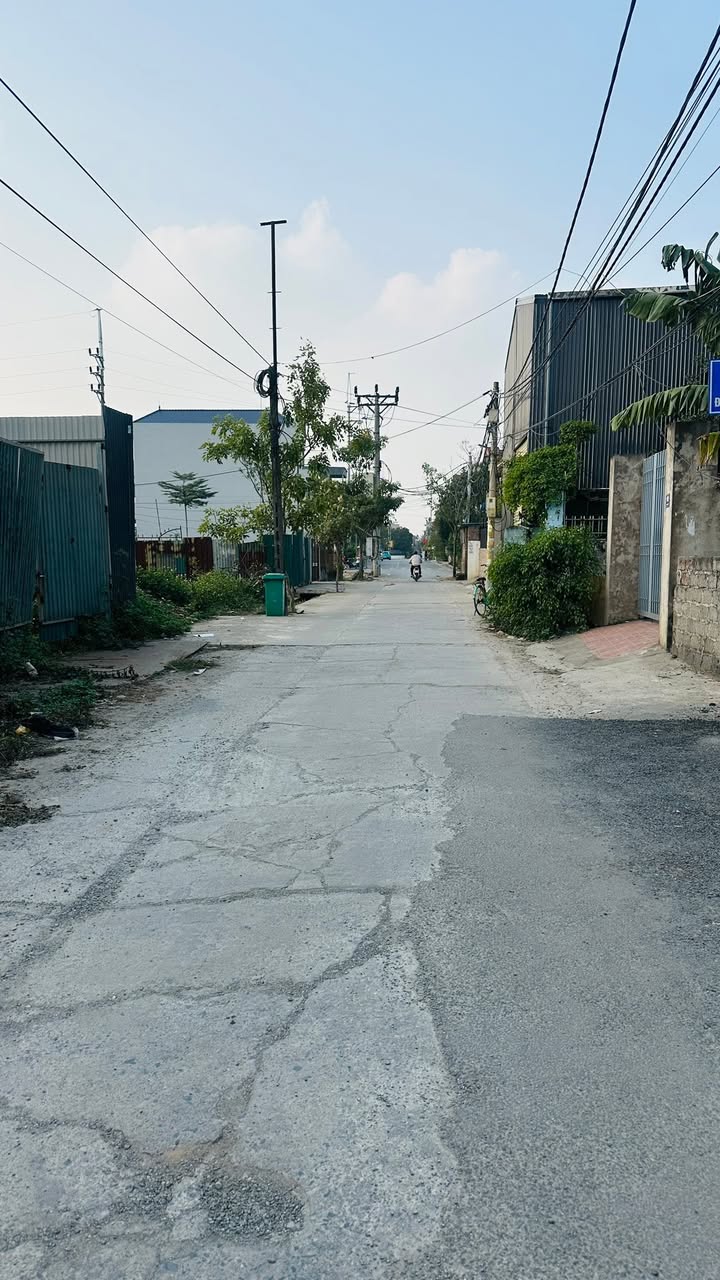 Đất lô góc Hồng Vân Thường Tín 80m² giá thỏa thuận - Đường ô tô tránh