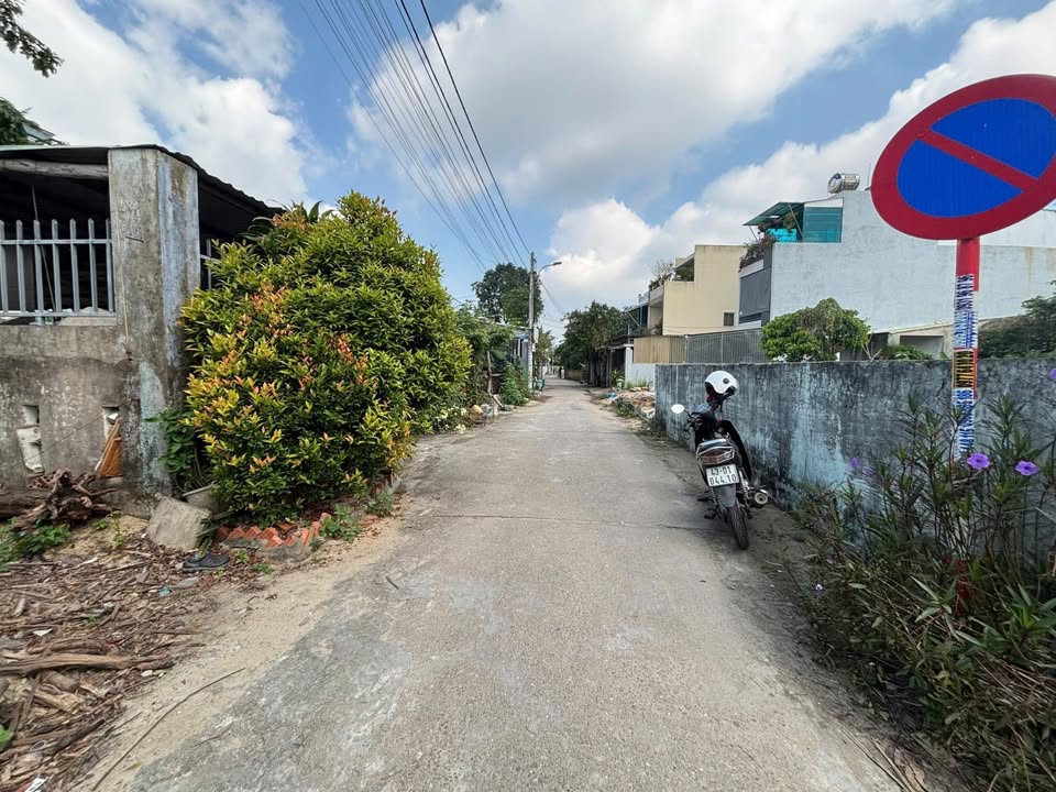 Đất nền kiệt ô tô Hòa Quý 135m² giá chỉ 3 tỷ - Cơ hội đầu tư hấp dẫn!