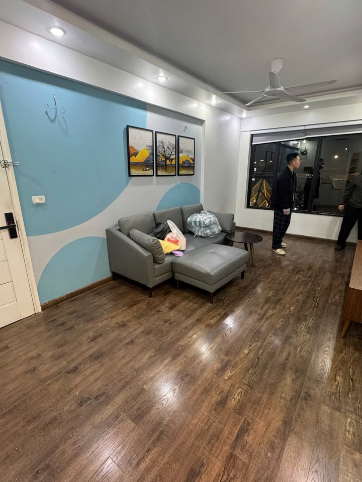 Căn hộ Green Stars Bắc Từ Liêm 63m² giá 10.5 tỷ - Nội thất linh hoạt, sẵn sàng vào ở!