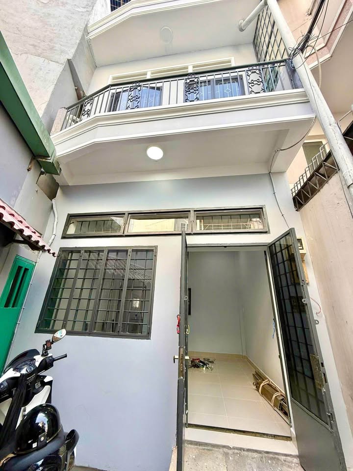 Nhà riêng 2 mặt hẻm xe hơi Hoàng Hoa Thám, Bình Thạnh 47.8m² giá 6.2 tỷ - Sẵn sàng ở ngay!