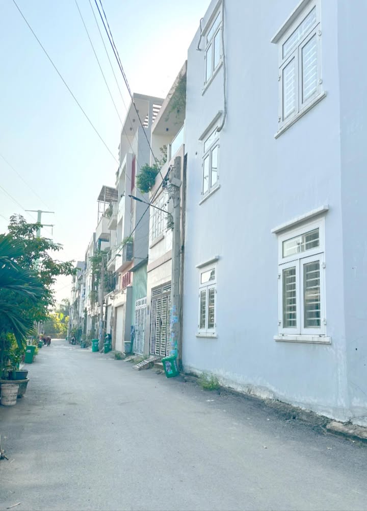 Đất nền Linh Đông 53m² giá 4 tỷ - Ô tô đỗ cửa, vị trí thuận lợi!