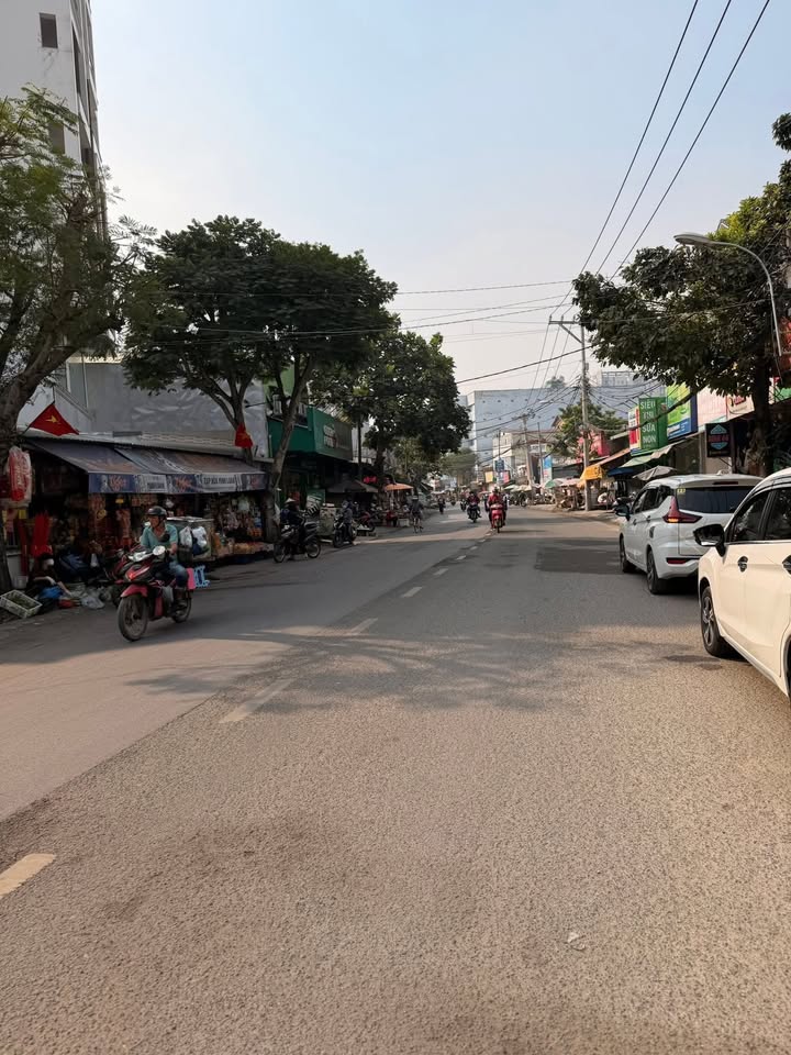 Nhà mặt tiền Trần Thị Cờ, Quận 12, 332m² giá 23.9 tỷ - Đầu tư sinh lời ngay!