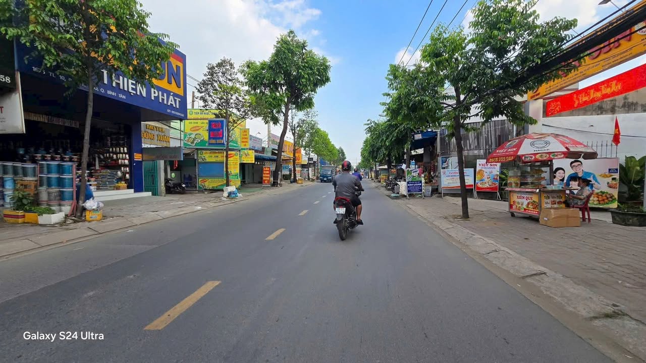 Nhà mặt tiền kinh doanh TL 10, Phường Tân Tạo A, 190m² giá 13.2 tỷ - Đang cho thuê 25 triệu/tháng!