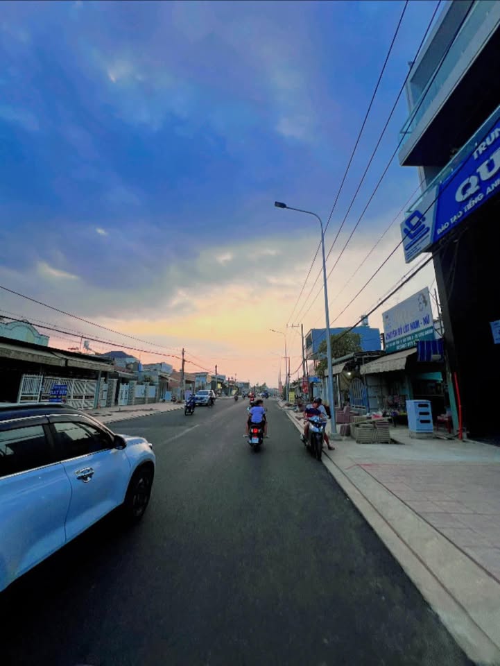 Đất mặt tiền Bảo Hòa Xuân Lộc 120m² giá 750 triệu - Đầu tư sinh lời!